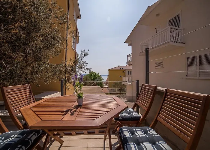 Olive * Макарська