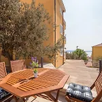 Olive Appartement Makarska