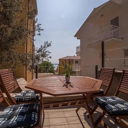 Olive Apartman