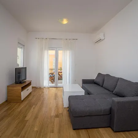 Appartamento Olive Makarska